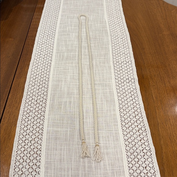 Extra Long Faux Pearl Beaded Necklace - Picture 2 of 5